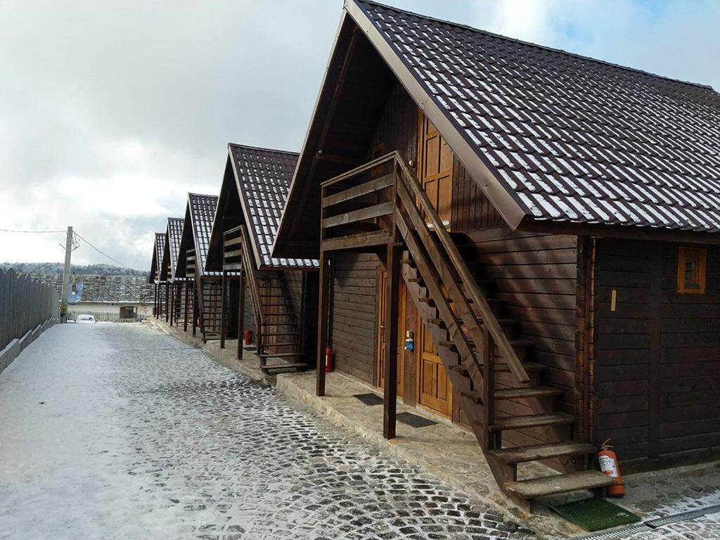 La 5 Casute Lodge Padis